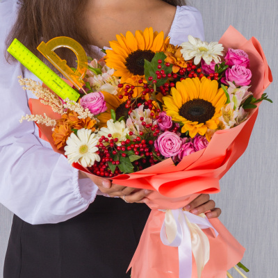 Школьный букет с подсолнухами "Дары осени" N 37964